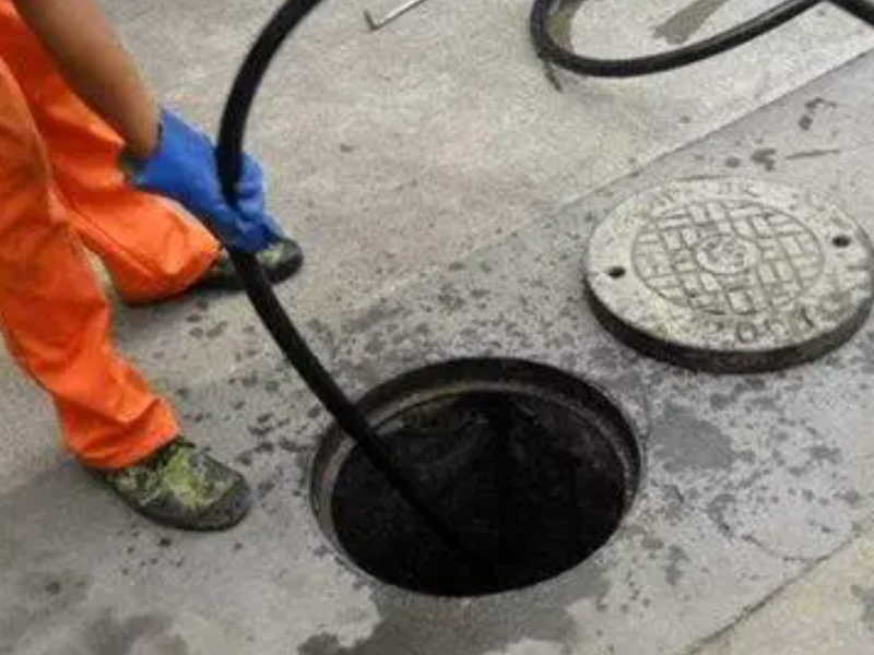越秀建设路抽化粪池，广州高压车清洗管道疏通下水道