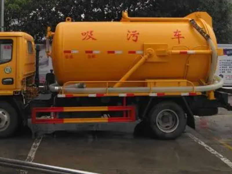 天津河西区越秀路水下清淤工程